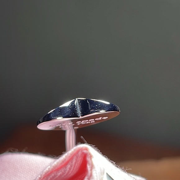 NWT KATE SPADE HEART ARROW SILVER CUFF BRACELET - Picture 7 of 11